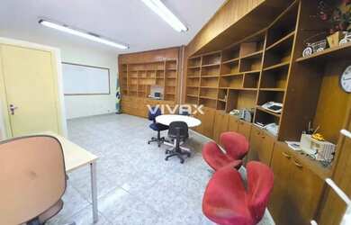 Imagem: O depósito possui 42m² de Área e está localizado em Méier