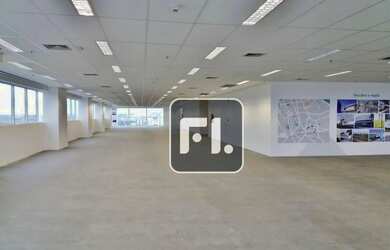 Imagem: O depósito possui 5 Vagas na garagem, 654m² de Área e está