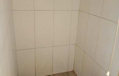 Imagem: A casa possui 2 Dormitórios, 1 Banheiro e está localizado