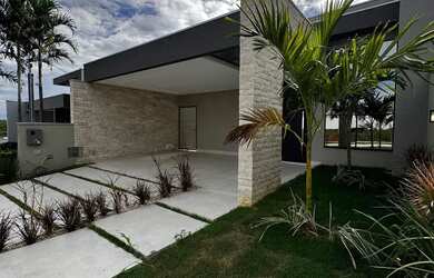 Imagem 1: Casa Térrea no Villa Segura 300 metros quadrados com 3 quartos-Montes Claros MG