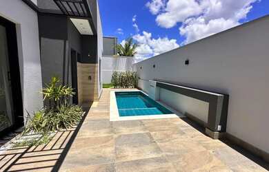 Imagem: A casa em condomínio possui 3 Dormitórios, 5 Banheiros, 4