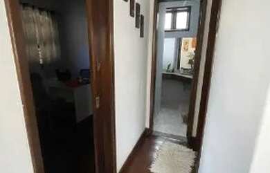 Imagem 10: Casa Petrópolis Mosela 4 quartos rua próxima a Igreja