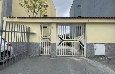 Imagem: O apartamento possui 2 Dormitórios, 2 Banheiros, 2 Vagas na