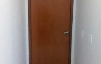 Imagem: A kitnet possui 1 Dormitório, 1 Banheiro, 1 Vaga na garagem