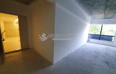 Imagem: O depósito possui 1 Vaga na garagem e 34m² de Área e está