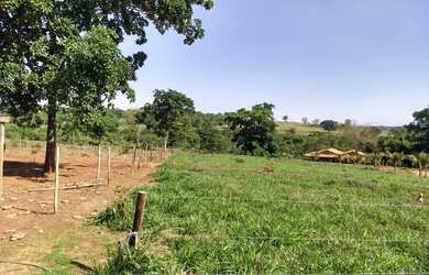 Imagem: A fazenda possui 201m² de Área e está localizado em Centro