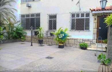 Imagem: O apartamento possui 2 Dormitórios, 1 Banheiro, 60m² de Área