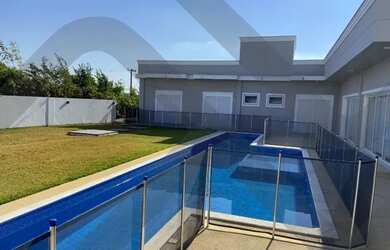 Imagem: A casa em condomínio possui 3 Dormitórios, 5 Banheiros, 5