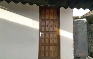 Imagem: A casa possui 2 Dormitórios, 1 Banheiro e 150m² de Área e