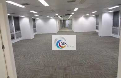 Imagem: O depósito possui 5 Vagas na garagem, 669m² de Área e está