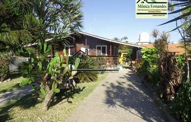 Imagem: A casa possui 3 Dormitórios, 3 Banheiros, 1 Vaga na garagem