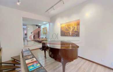 Imagem: O depósito possui 1 Vaga na garagem e 264m² de Área e está