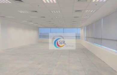 Imagem: O depósito possui 5 Vagas na garagem, 257m² de Área e está