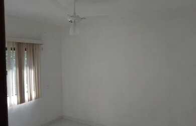 Imagem 4: Alugo apartamento. 1 Banheiroe2 Dormitórios