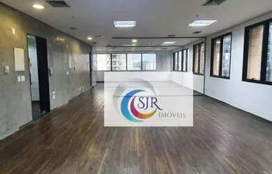 Imagem: O depósito possui 5 Vagas na garagem, 280m² de Área e está