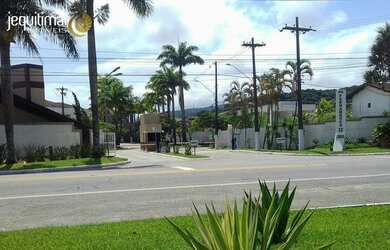 Imagem: O terreno possui 481m² de Área e está localizado em Balneário