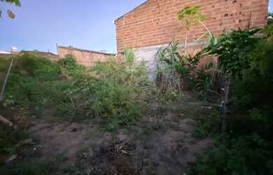 Imagem: O terreno possui 200m² de Área e está localizado em Jardim