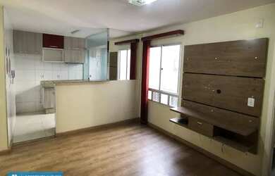 Imagem: O apartamento possui 2 Dormitórios, 1 Banheiro, 1 Vaga na garagem