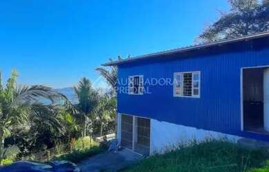 Imagem: A casa possui 2 Dormitórios, 1 Banheiro, 345m² de Área e