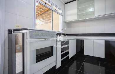 Imagem: A casa em condomínio possui 2 Dormitórios, 2 Banheiros, 1