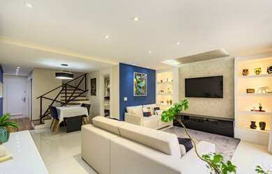 Imagem: A casa em condomínio possui 4 Dormitórios, 5 Banheiros, 3