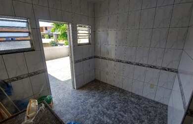 Imagem: A casa possui 1 Dormitório, 1 Banheiro e 25m² de Área e está