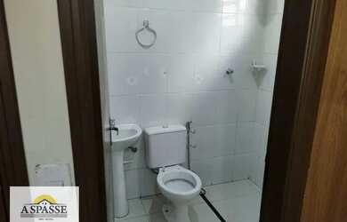 Imagem: A casa possui 2 Dormitórios, 2 Banheiros, 2 Vagas na garagem