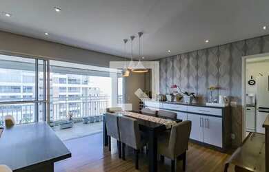 Imagem: O apartamento possui 3 Dormitórios, 5 Banheiros, 2 Vagas na