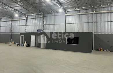 Imagem 4: Locação de Galpão em Itajaí, 740m , escritório, 2 portões e pé...