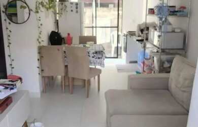 Imagem: A casa em condomínio possui 2 Dormitórios, 2 Banheiros e 64m²