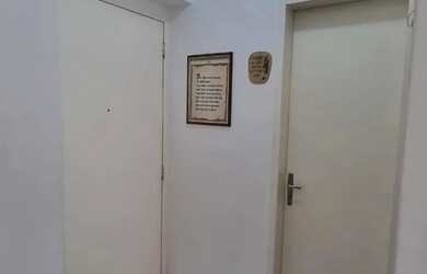 Imagem 2: Apartamento 02 dormitórios a venda, térreo, com uma vaga de estacionamento...