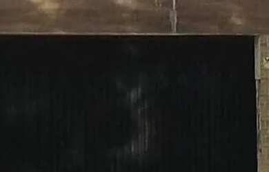 Imagem: A casa possui 1 Dormitório, 4 Banheiros, 3 Vagas na garagem