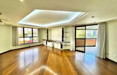 Imagem: O apartamento possui 4 Dormitórios, 5 Banheiros, 4 Vagas na