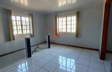 Imagem 10: Casa com terreno amplo, em Jardim Rondinha, Campo Largo/PR