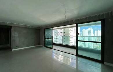 Imagem: O apartamento possui 4 Dormitórios, 4 Banheiros, 2 Vagas na