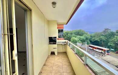 Imagem 7: Apartamento Amplo e Aconchegante no Residencial Veneto - Frente à Praça da Nonoay !