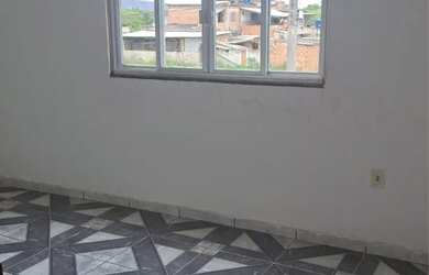 Imagem: A casa possui 2 Dormitórios, 1 Banheiro e está localizado