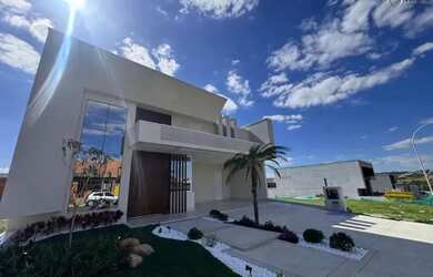 Imagem: A casa em condomínio possui 3 Dormitórios, 5 Banheiros, 4