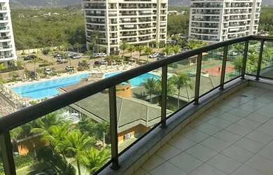 Imagem: O apartamento possui 2 Dormitórios, 2 Banheiros, 2 Vagas na