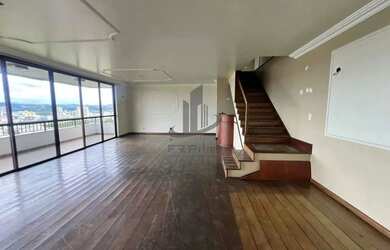 Imagem: O apartamento na cobertura possui 5 Dormitórios, 5 Banheiros