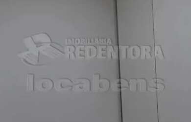 Imagem: O studio possui 1 Dormitório, 1 Banheiro, 1 Vaga na garagem