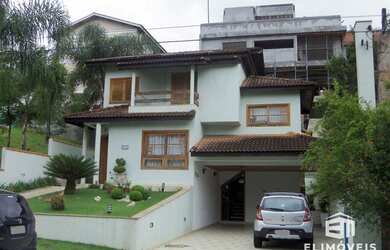 Imagem: A casa em condomínio possui 3 Dormitórios, 4 Banheiros, 4