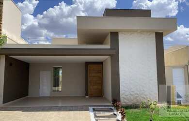 Imagem: A casa em condomínio possui 3 Dormitórios, 4 Banheiros, 2