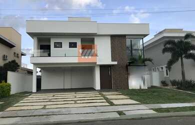 Imagem: A casa em condomínio possui 3 Dormitórios, 1 Banheiro, 2 Vagas