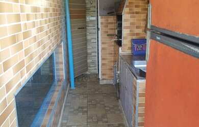 Imagem 3: Sobrado 100 mt praia Perequê com 3 imóveis independentes