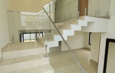 Imagem: A casa em condomínio possui 3 Dormitórios, 4 Banheiros, 4