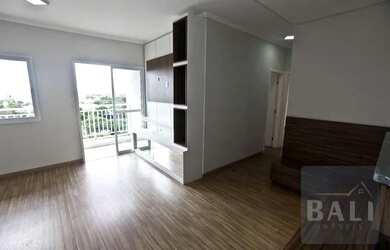 Imagem: O apartamento possui 2 Dormitórios, 2 Banheiros, 2 Vagas na