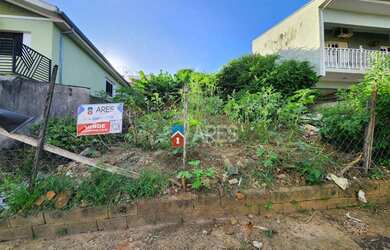 Imagem: O terreno possui 320m² de Área e está localizado em Jardim