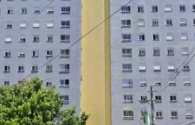 Imagem: O apartamento possui 2 Dormitórios, 1 Banheiro, 1 Vaga na garagem