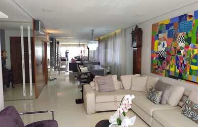 Imagem: O apartamento na cobertura possui 4 Dormitórios, 2 Banheiros